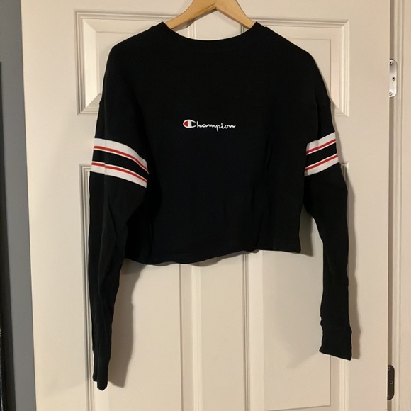 Champion Sweatshirt - Picture 2 of 3